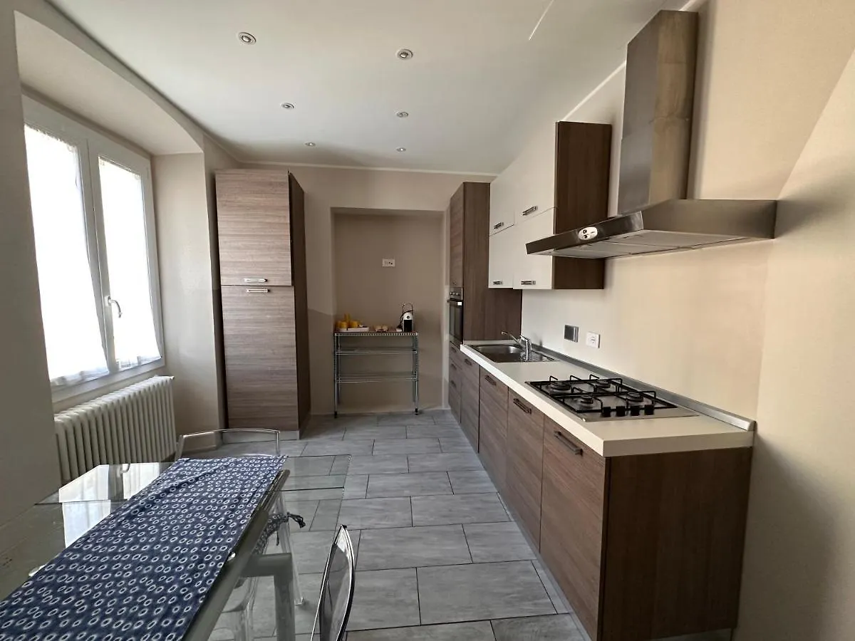A Due Passi - Sanremo Apartments 0*,